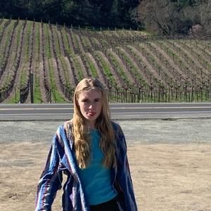 Meet your Posher, Isabel